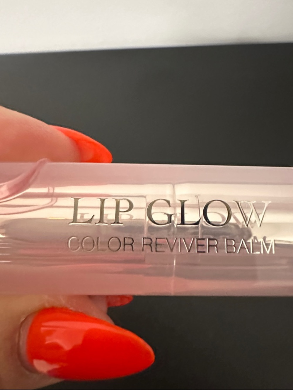 Dior Lip Glow Color Reviver Balm — 015 Cherry - Picture 5 of 6